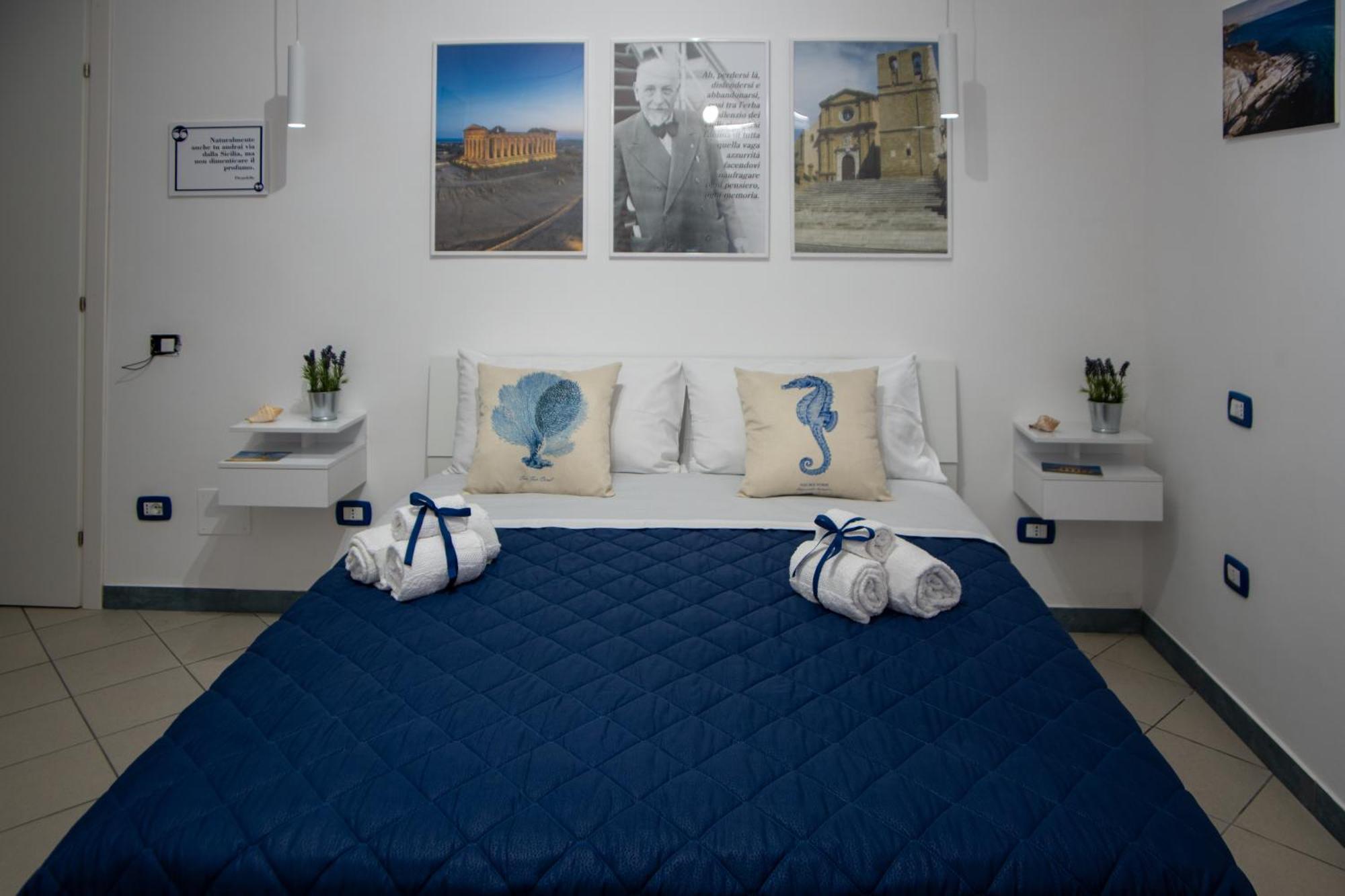 Casa Vacanze La Casetta Di Zinu' Porto Empedocle Ngoại thất bức ảnh